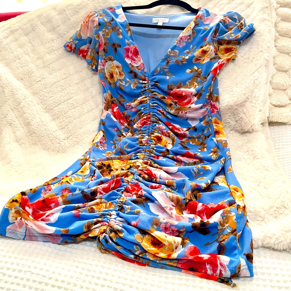 Abound Pre-owned Floral Slimming Mini Dress S